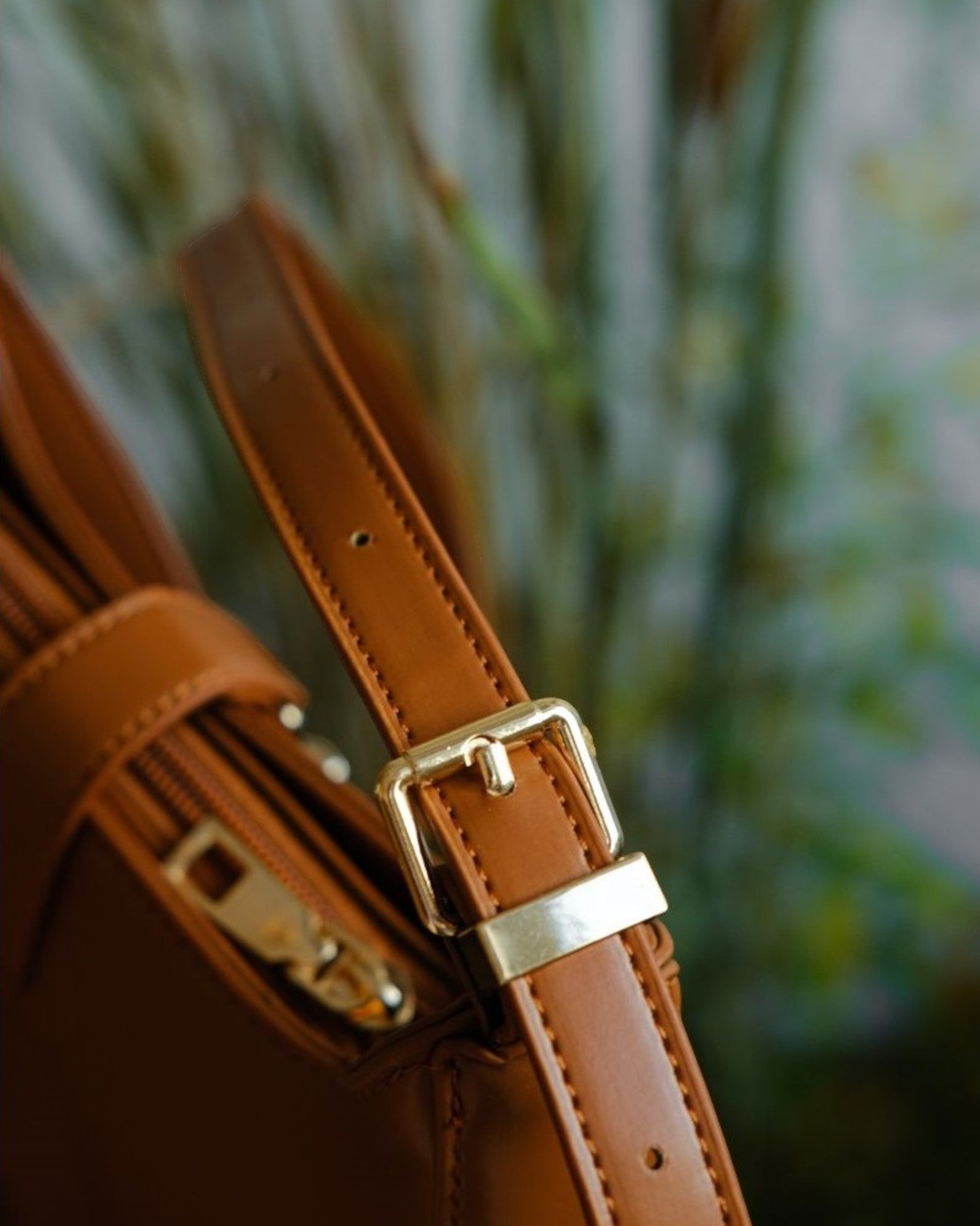 Amoit Paris Hobo Bag – Parisian Vegan Leather Bamboo Hardware Shoulder Bag