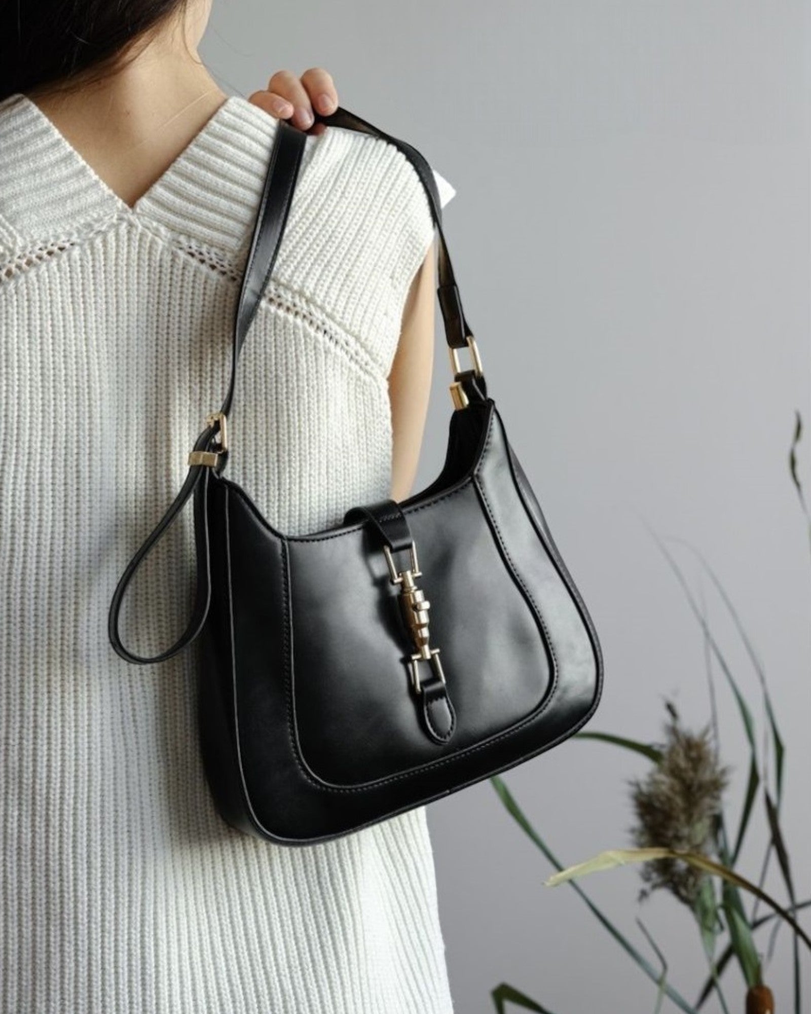 Amoit Paris Shoulder Bag – French Minimal Design