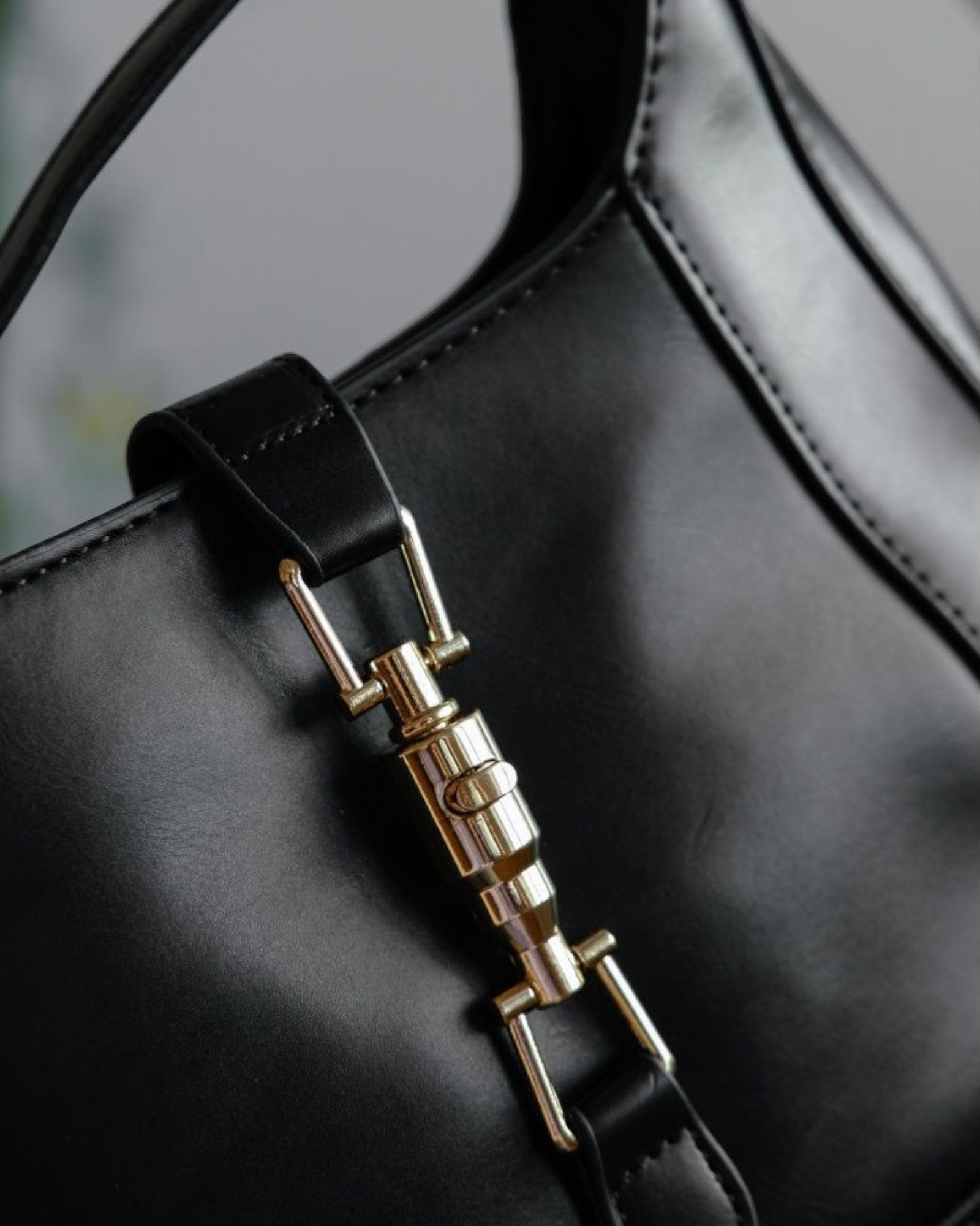 Amoit Paris Shoulder Bag – French Minimal Design