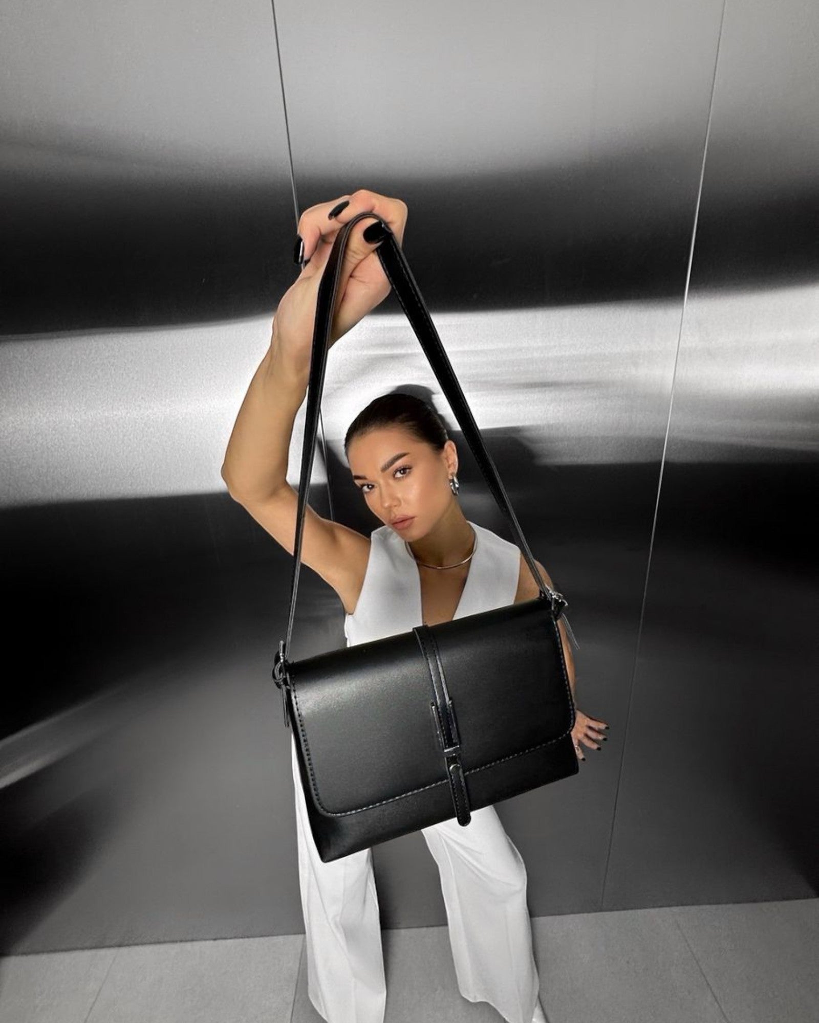 Élodiane Paris Crossbody Bag – Parisian Vegan Leather Structured Flap Handbag