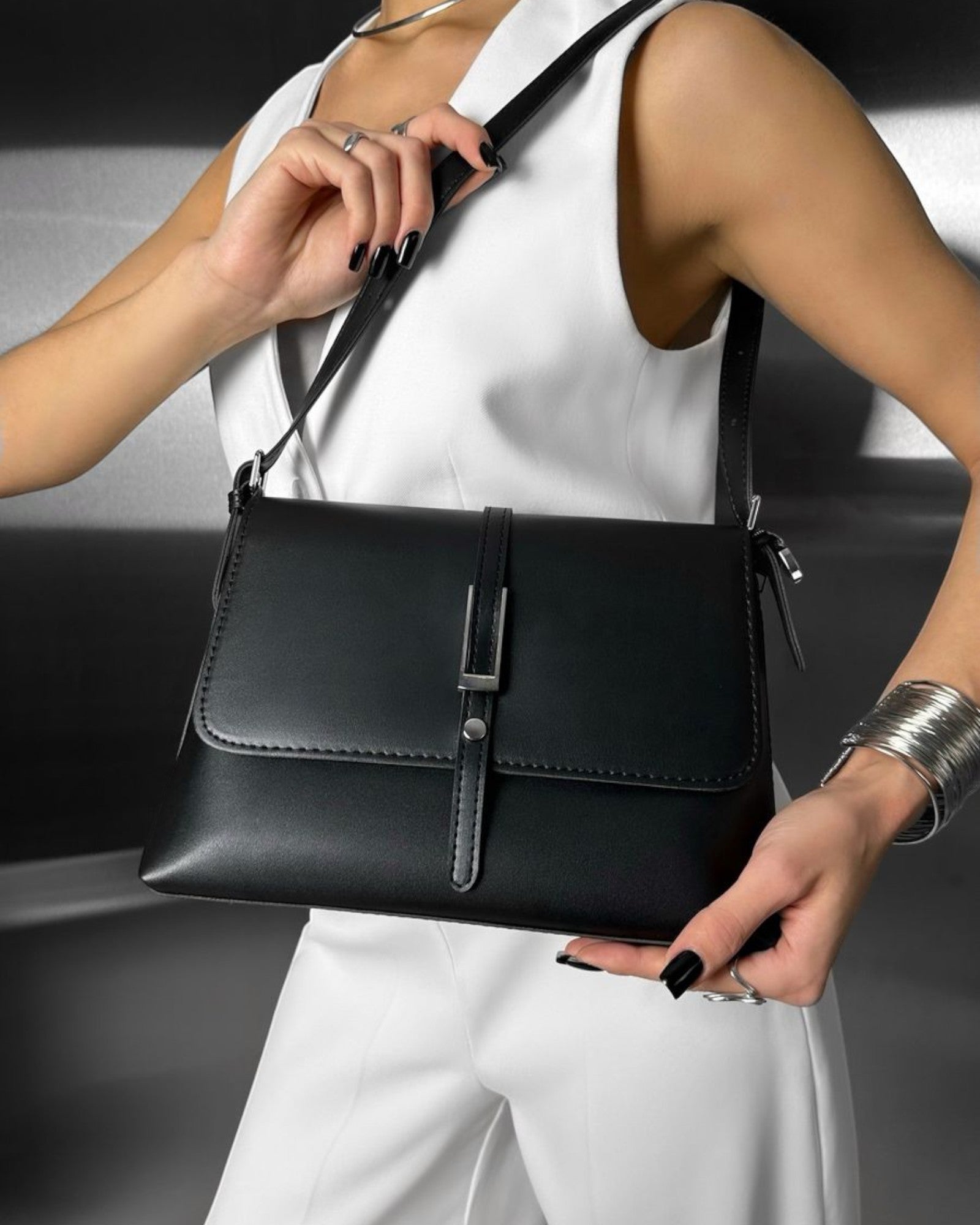 Élodiane Paris Crossbody Bag – Parisian Vegan Leather Structured Flap Handbag