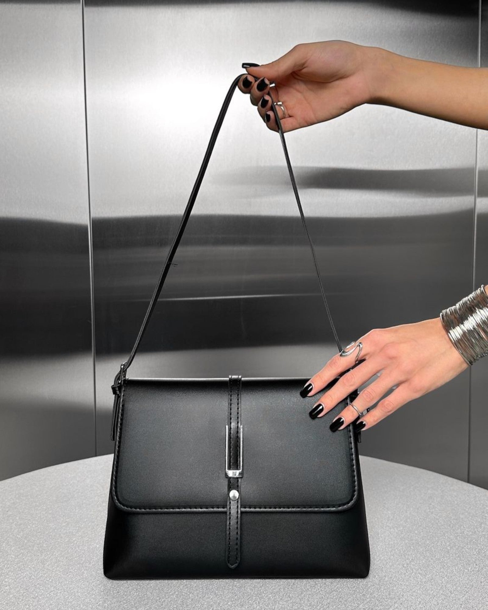 Élodiane Paris Crossbody Bag – Parisian Vegan Leather Structured Flap Handbag