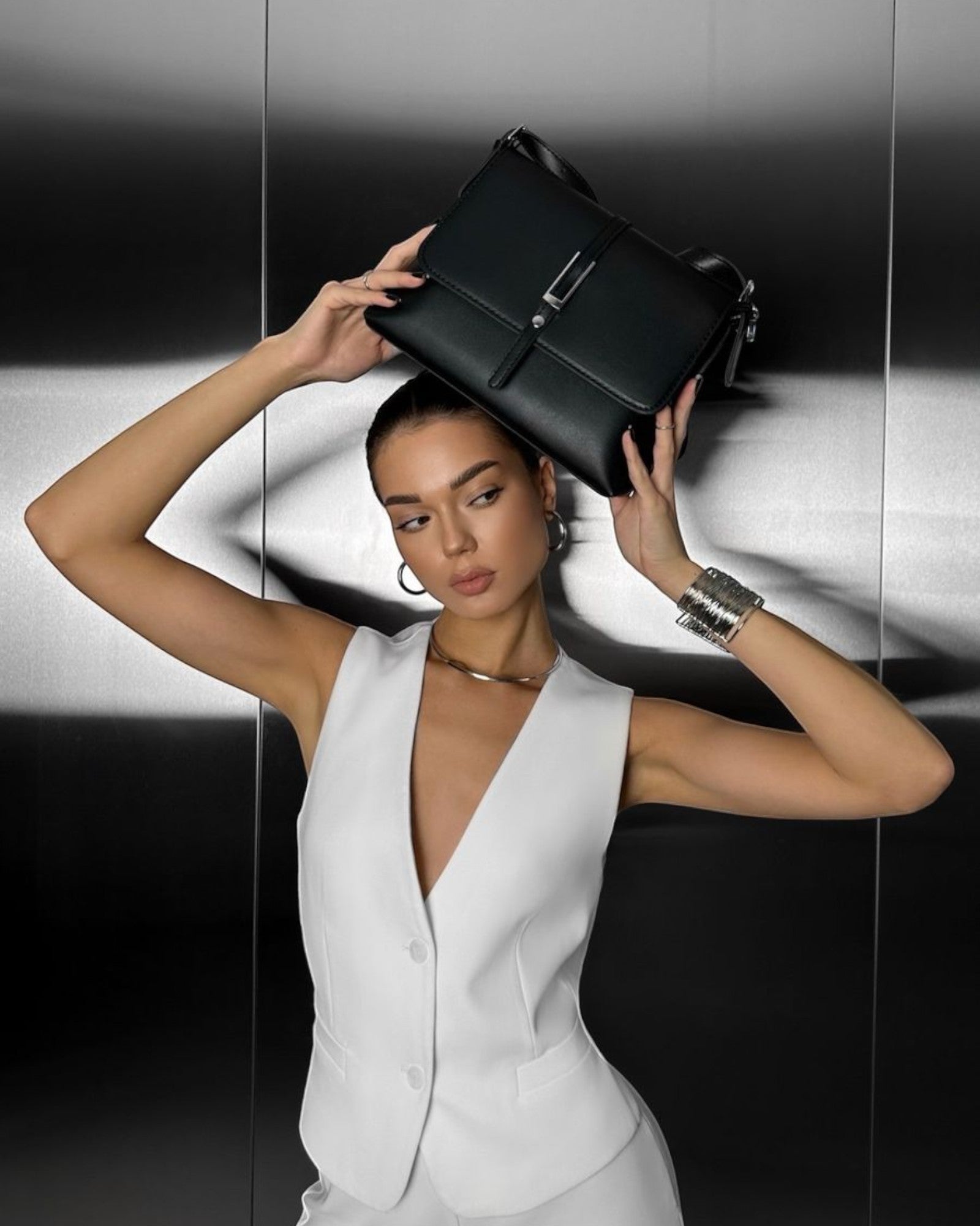 Élodiane Paris Crossbody Bag – Parisian Vegan Leather Structured Flap Handbag