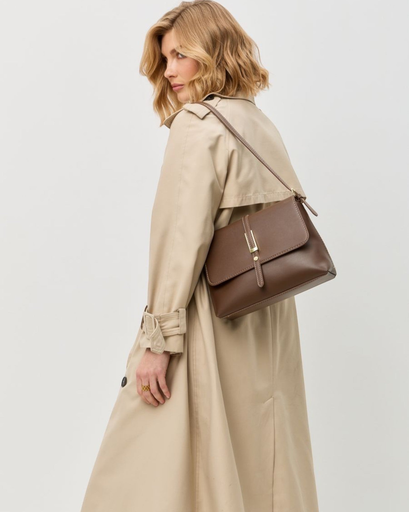 Élodiane Paris Crossbody Bag – Parisian Vegan Leather Structured Flap Handbag